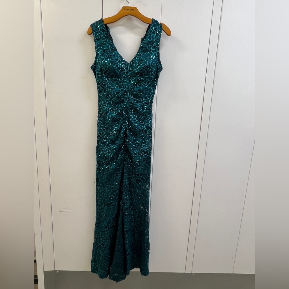 Like New Marina Gorgeous Sequin Formal Maxi Dress